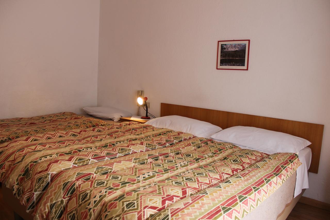 Garni Hirsch Hotell Canazei Eksteriør bilde