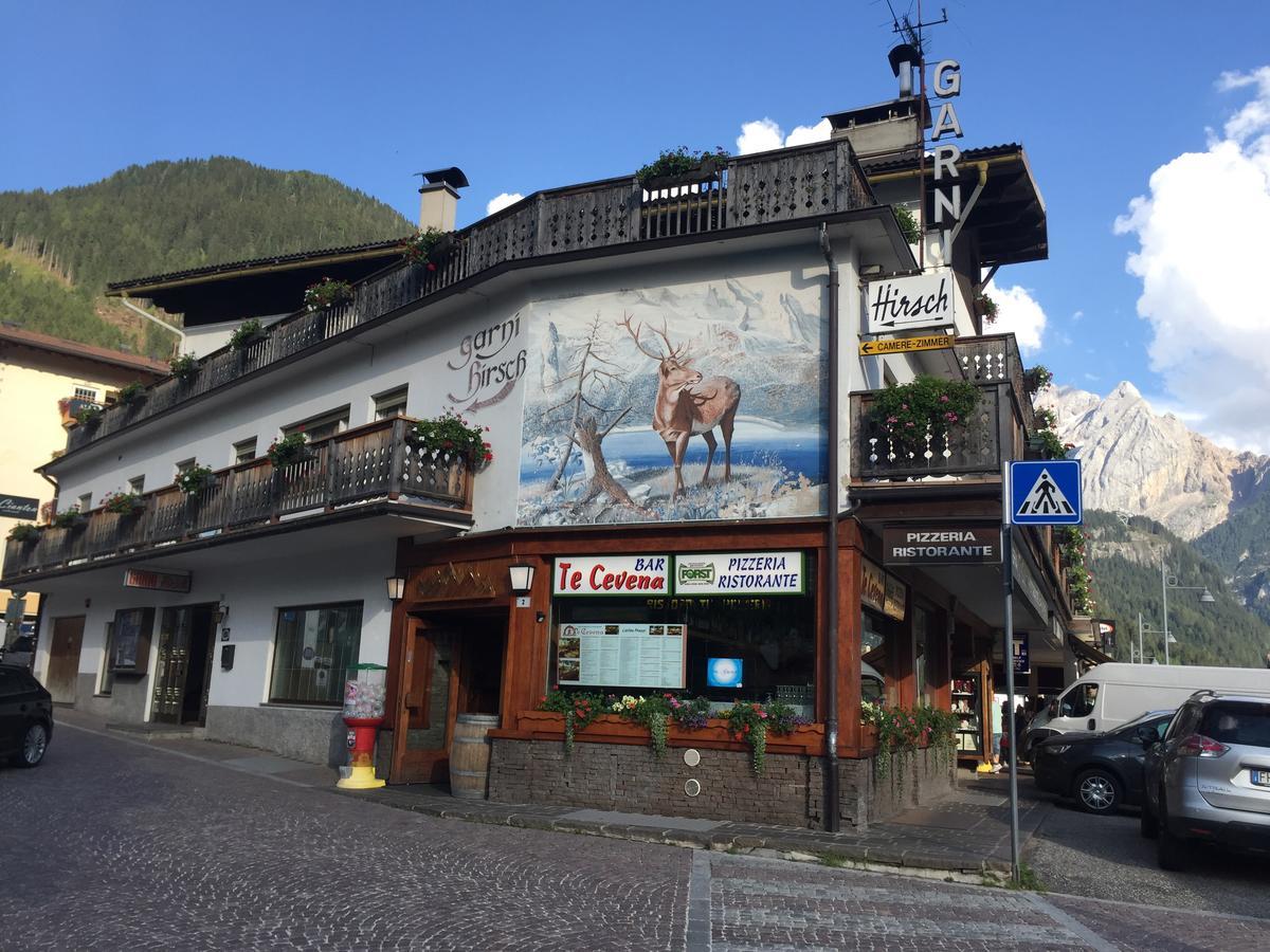 Garni Hirsch Hotell Canazei Eksteriør bilde